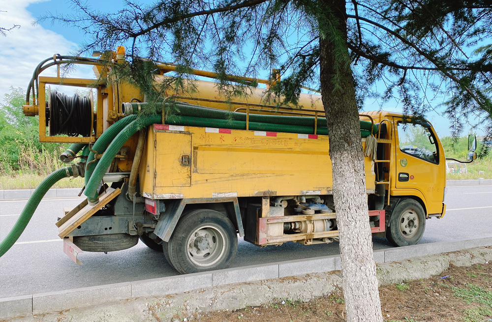 283金牛湖清洗抽粪车