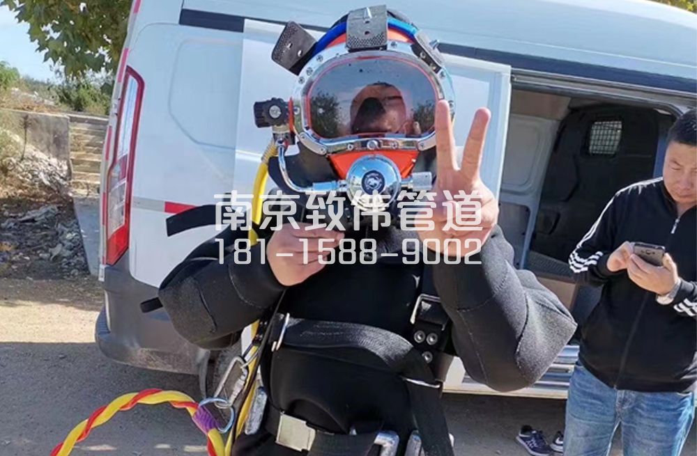 金牛湖沉淀池清底